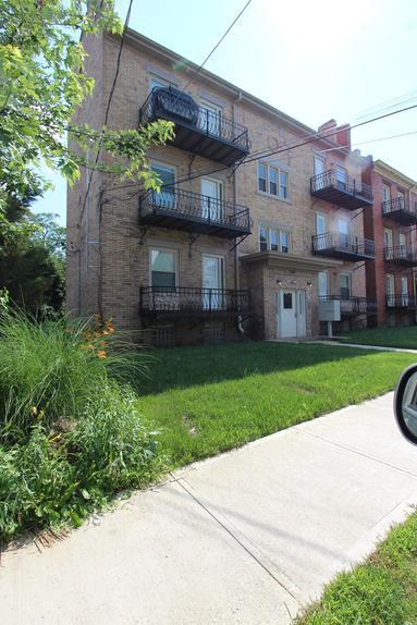 16 UNIT APARTMENT BUILDING FOR SALE IN PITTSBURGH"S NORTH SHORE