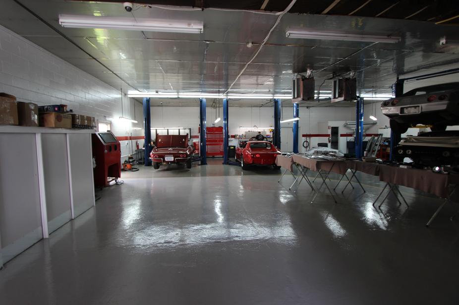 WAREHOUSE AUTO REPAIR FOR SALE RENT EAST OF PITTSBURGH PA