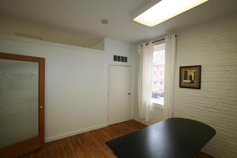 PRIME OFFICE STUDIO FOR RENT DOWNTOWN PITTSBURGH